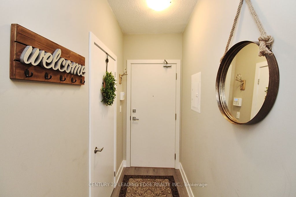 Photo of 99 The Donway West Road #814, Toronto, ON M3C 0N8 (MLS # C14090386)