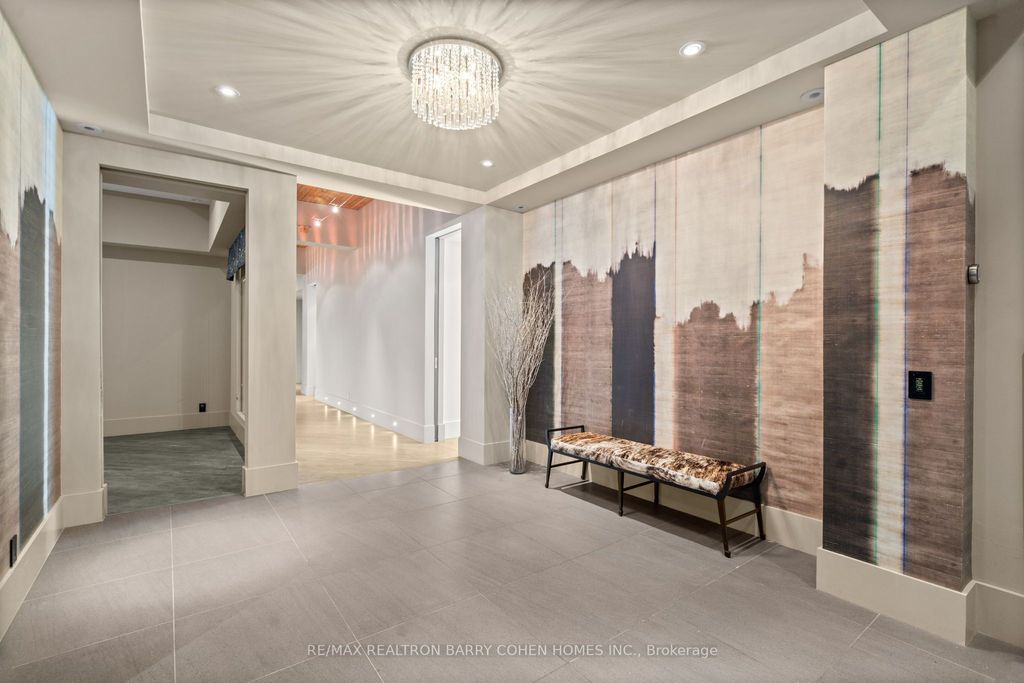 Photo of 468 Wellington Street W #300, Toronto, ON M5V 1E3 (MLS # C12398361)