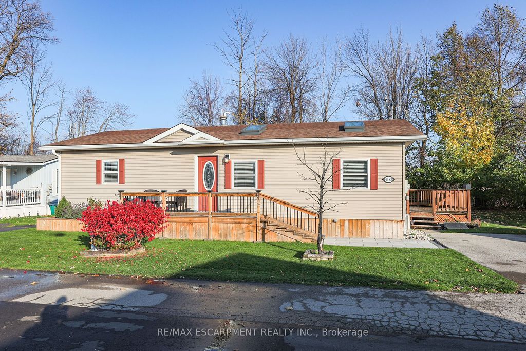 Photo of 4453 Timothy Lane, Lincoln, ON L3J 0W1 (MLS # X12579392)