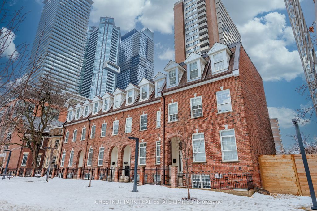 Photo of 21 Isabella Street, Toronto, ON M4Y 1M7 (MLS # C12457604)