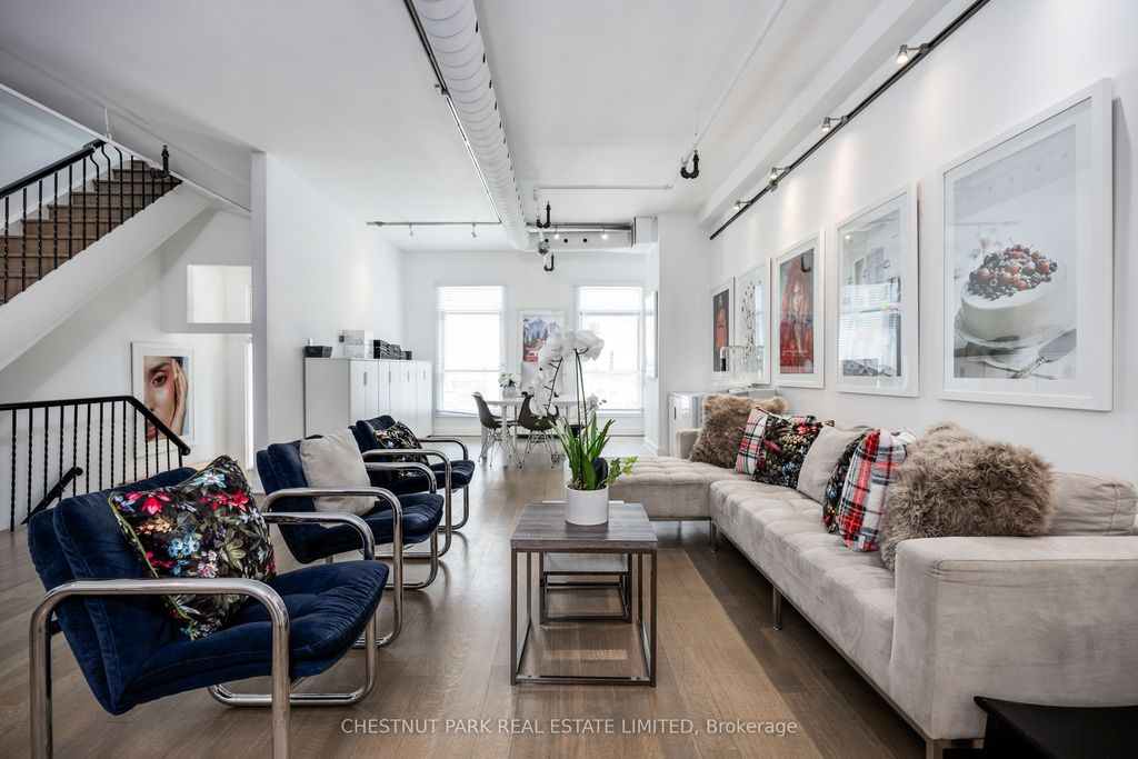 Photo of 21 Isabella Street, Toronto, ON M4Y 1M7 (MLS # C12457604)