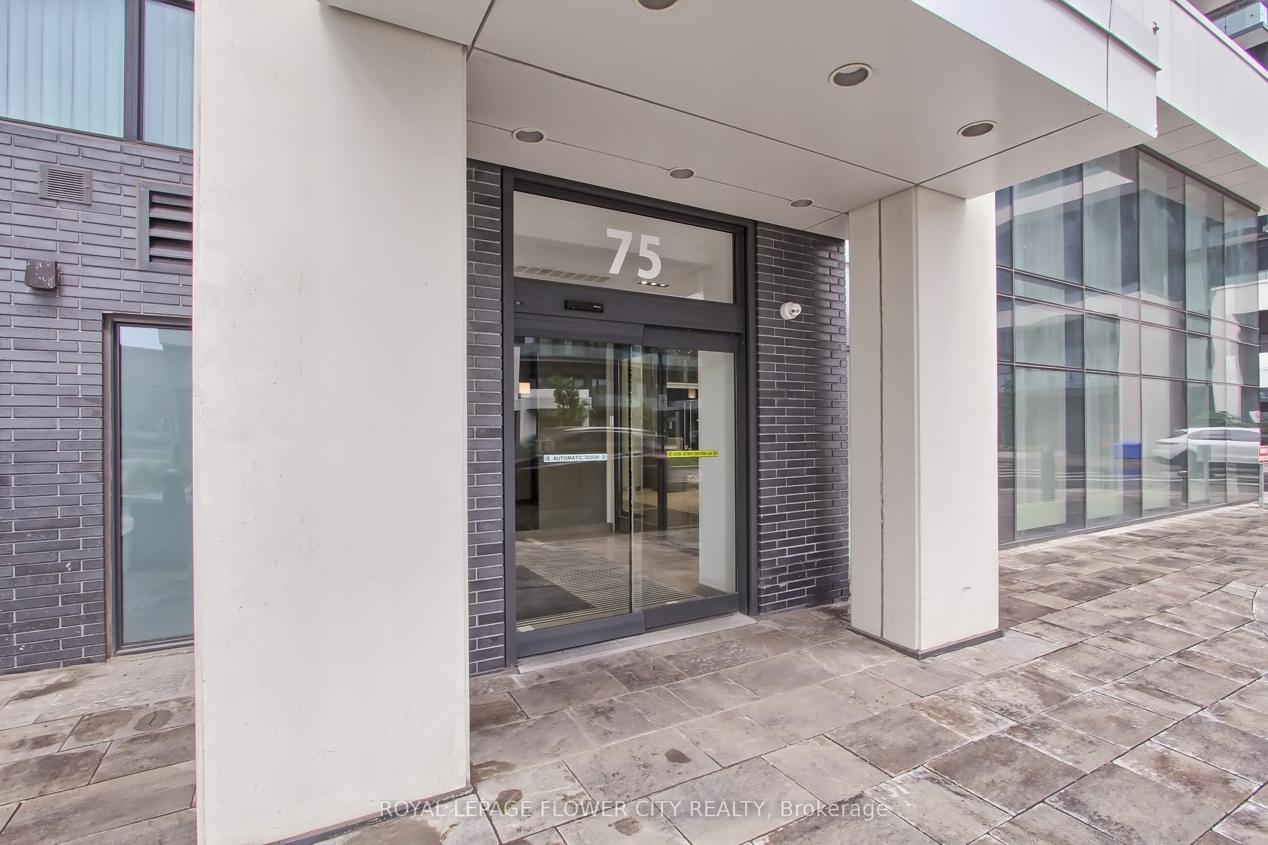 75 Oneida Crescent 1806