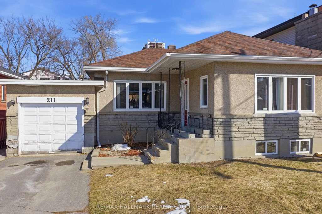 Photo of 211 Columbus Avenue, Overbrook - Castleheights and Area, ON K1K 1P7 (MLS # X12930446)