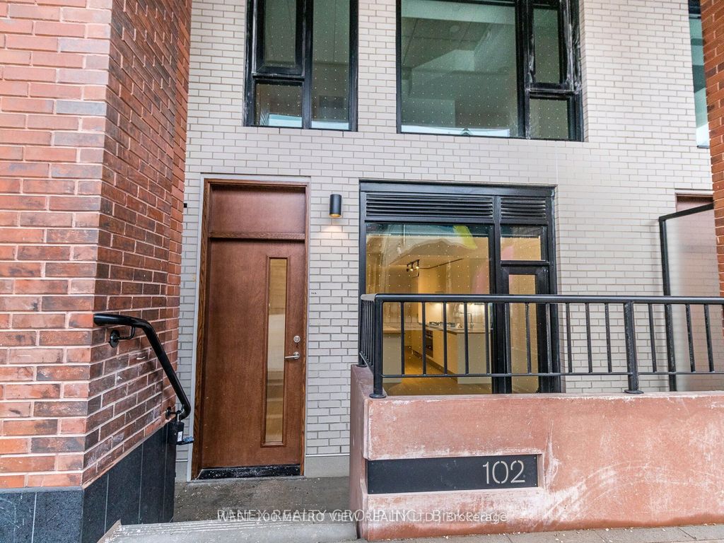 Photo of 7 Watkinson Avenue #TH 102, Toronto, ON M6P 1Y2 (MLS # W12331985)