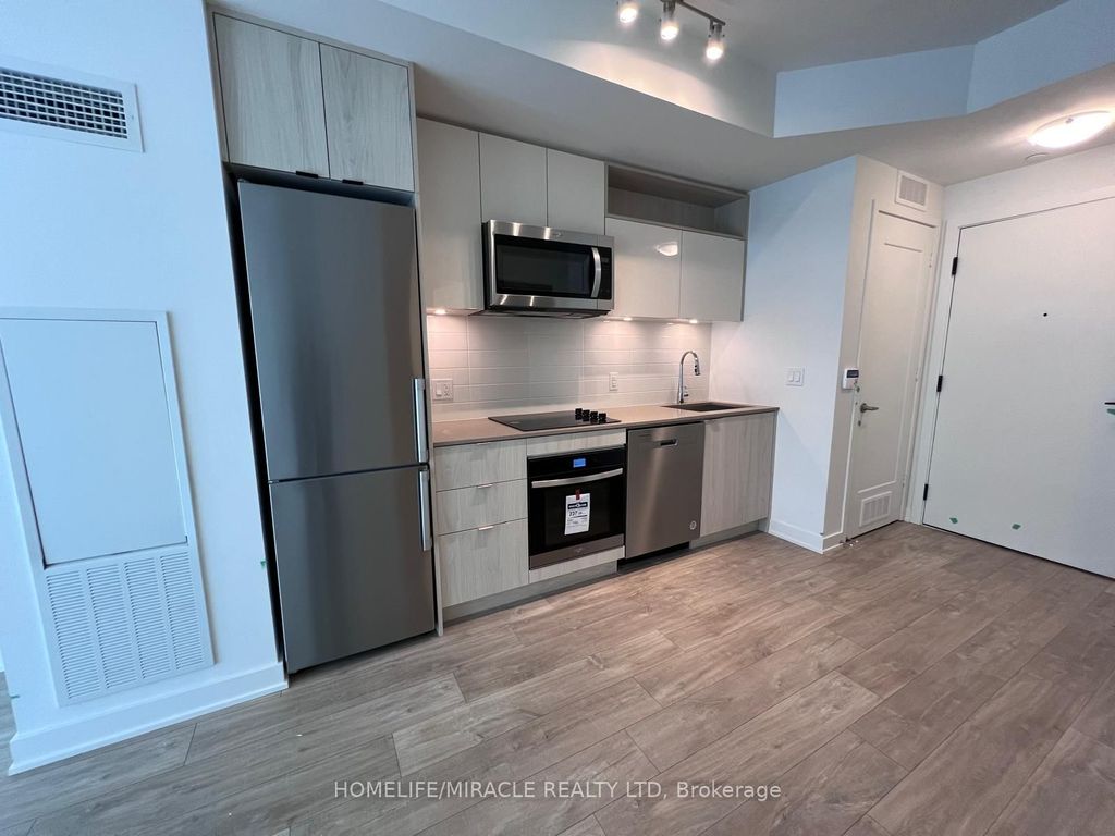 Photo of 135 LOWER SHERBOURNE Street #2423, Toronto, ON M5A 1Y4 (MLS # C13050872)