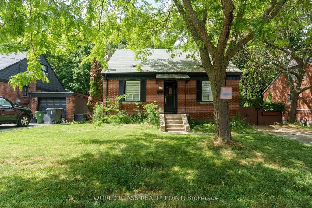 Photo of 152 Ferris Road, Toronto, ON M4B 1G9 (MLS # E12343003)