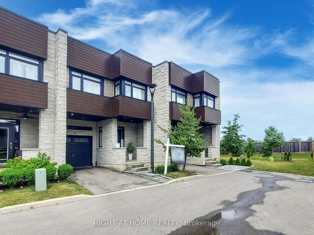 Photo of 35 Midhurst Heights #30, Hamilton, ON L8J 0K9 (MLS # X12689264)