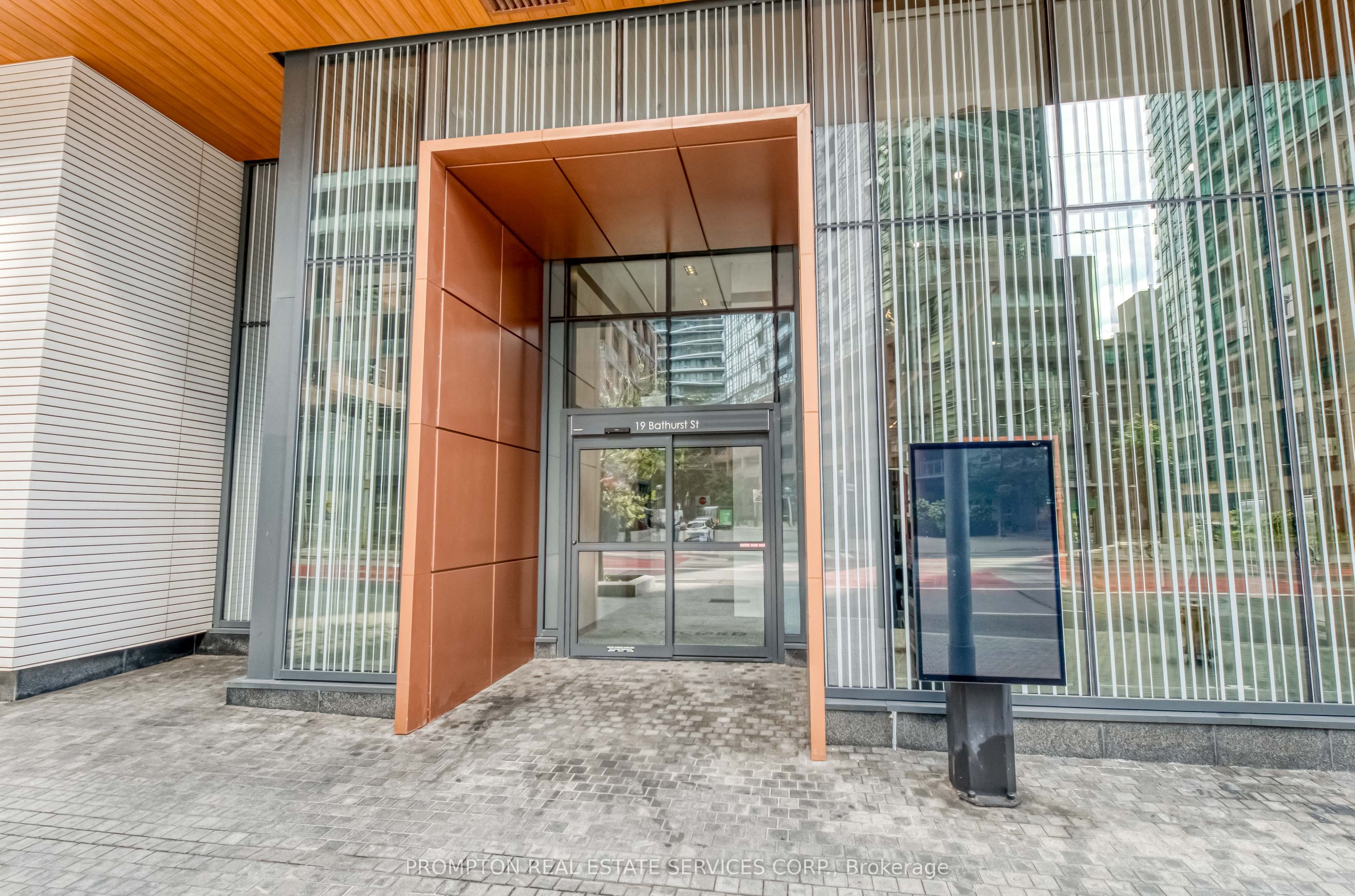19 Bathurst Street 4011