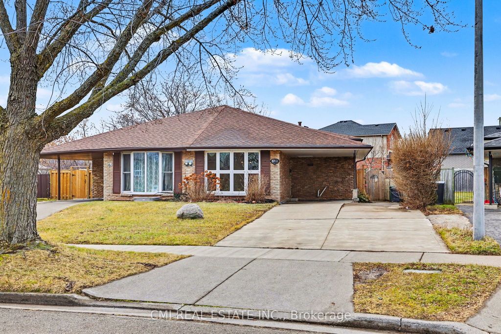 Photo of 61 1/2 Eastbury Drive, Hamilton, ON L8E 2V8 (MLS # X12704788)