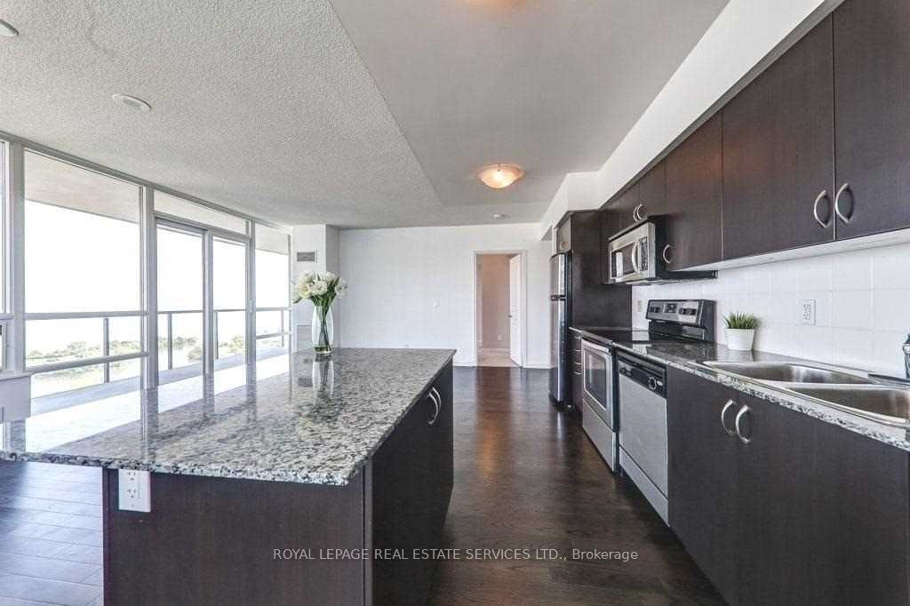 Toronto W06, ON M8V 0B2, Canada, 3 Bedrooms Bedrooms, ,2 BathroomsBathrooms,Residential,Active,79168