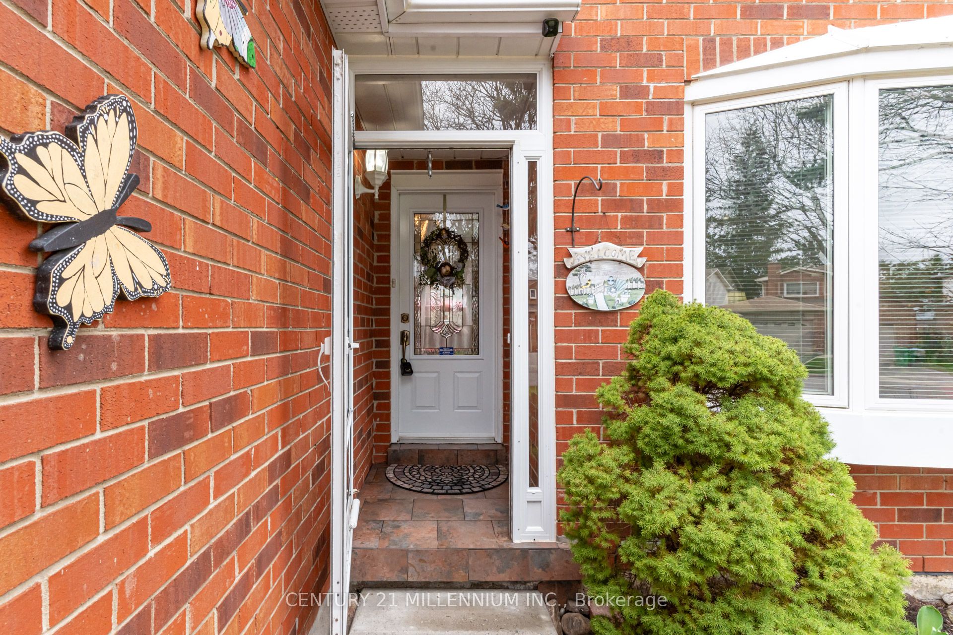 7 Oleander Crescent