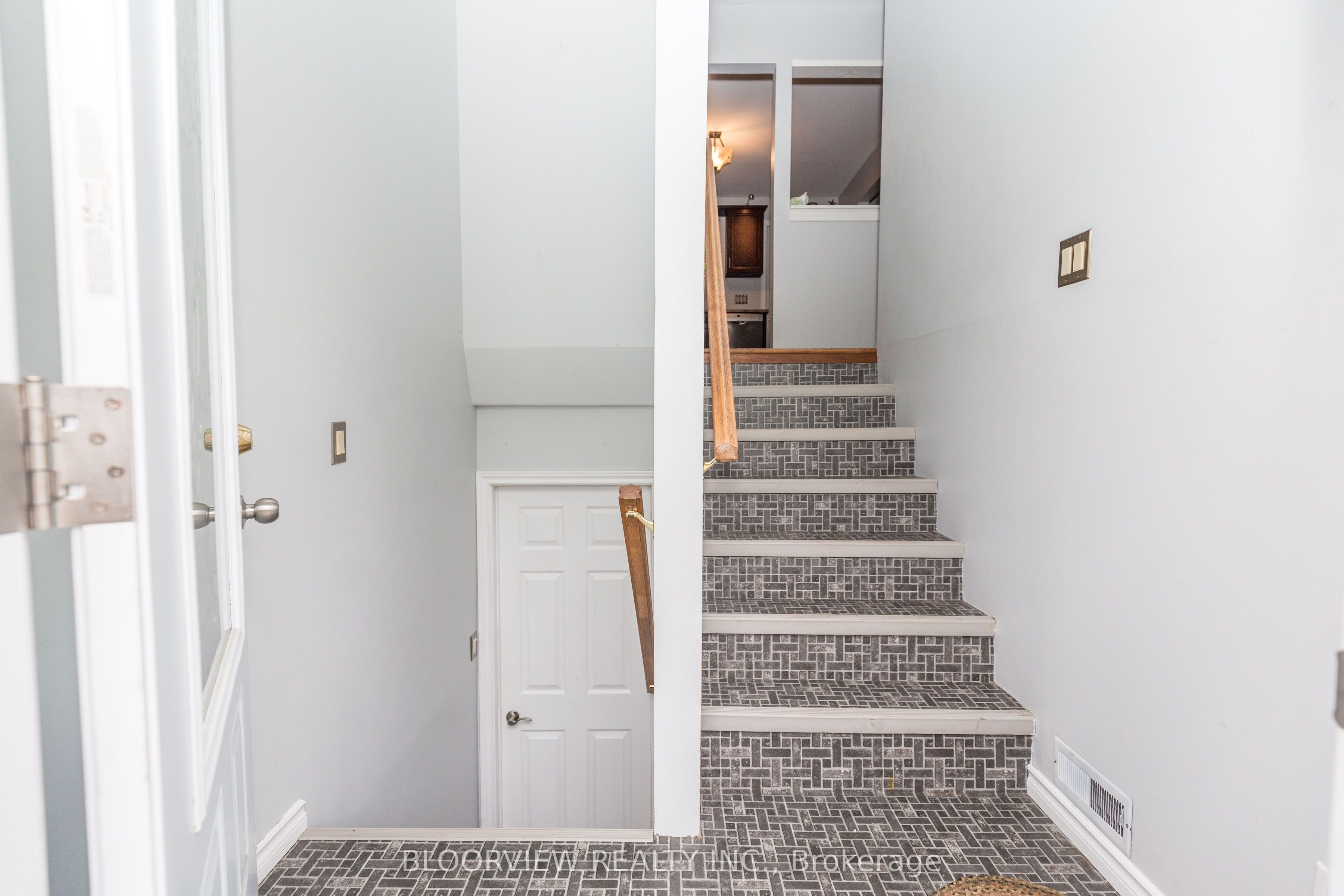 9467 County 93 Road