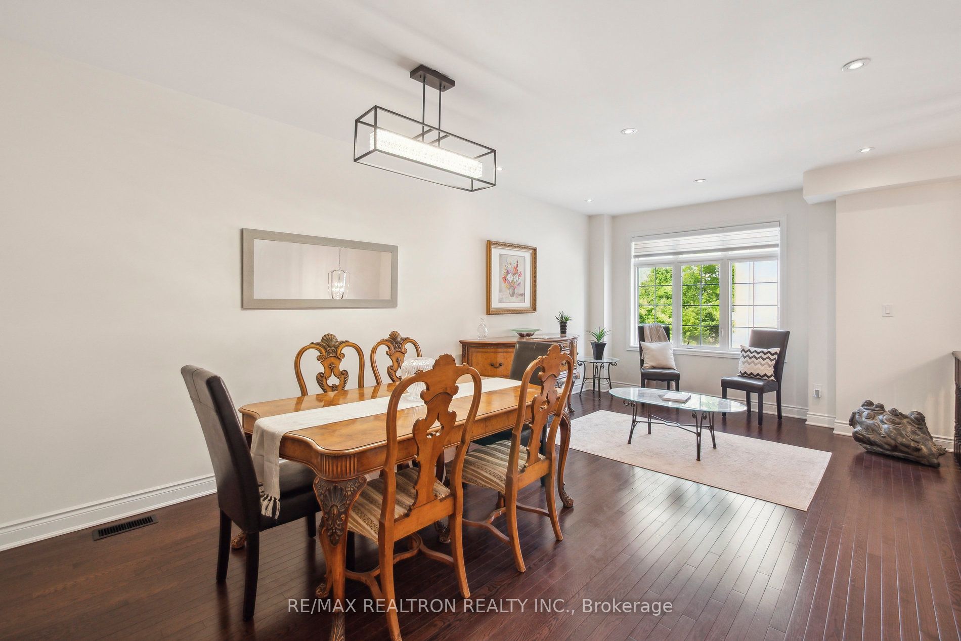 8777 Dufferin Street 45