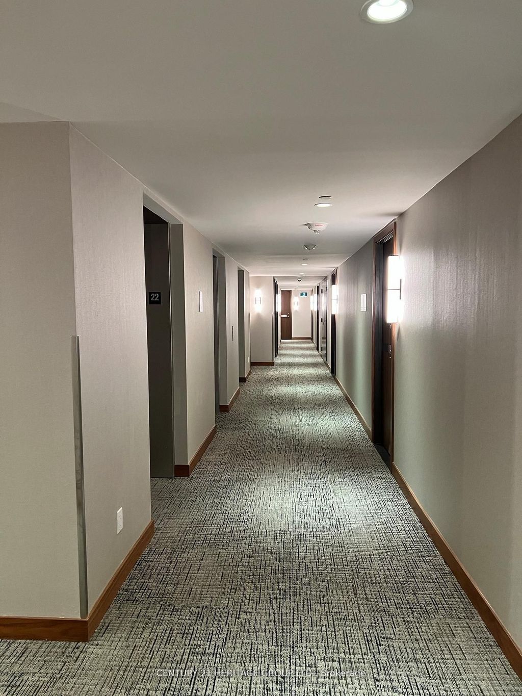 Photo of 19 Bathurst Street #2210, Toronto, ON M5V 2P1 (MLS # C12659752)