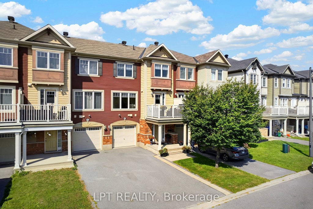 Photo of 166 Sunshine Crescent, Orleans - Cumberland and Area, ON K4A 0V3 (MLS # X13789112)