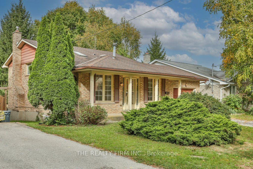 Photo of 579 Boler Road, London South, ON N6K 3R8 (MLS # X13846518)