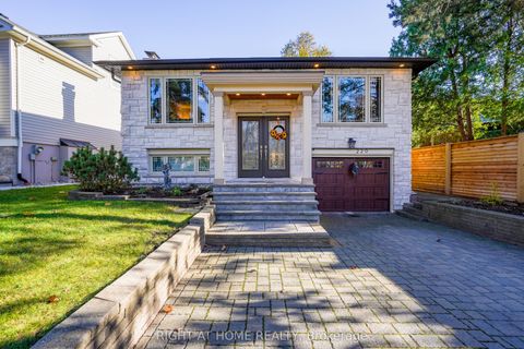 220 Overton Place Oakville ON L6H 1E9