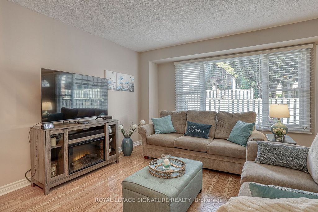 Photo of 5 Golden Appleway N/A, Toronto, ON M3A 0H5 (MLS # C12435983)