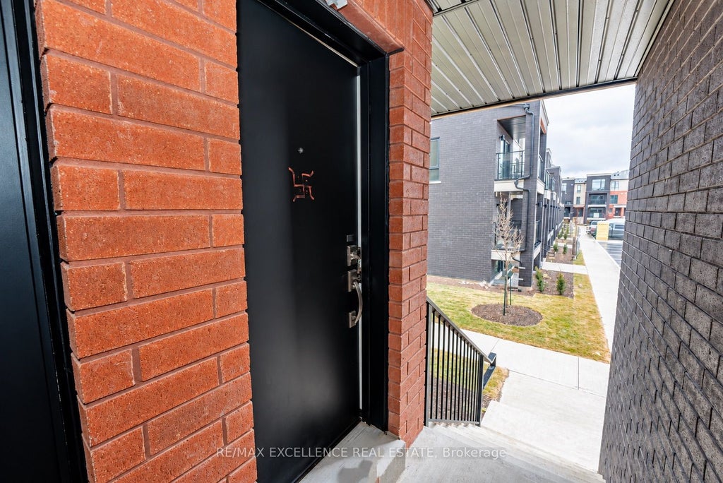 Photo of 55 ROMILLY Avenue #10, Brampton, ON L7A 0A7 (MLS # W14034758)