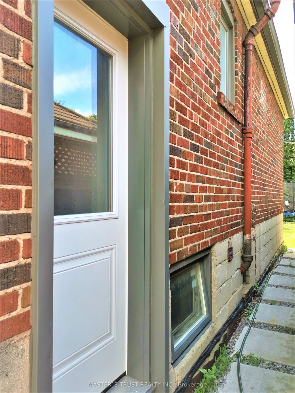 Photo of 623 O' Connor Dr Drive, Toronto, ON M4C 3A5 (MLS # E12411883)