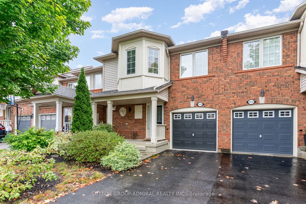 Photo of 2225 Amberglen Court, Oakville, ON L6M 4W8 (MLS # W13113110)
