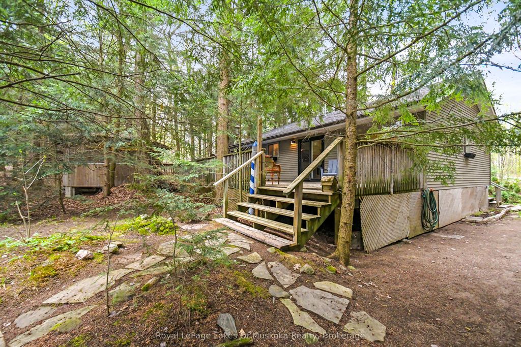 Photo of 1122 Bigwind Lake Road, Bracebridge, ON P1L 1X1 (MLS # X13165594)