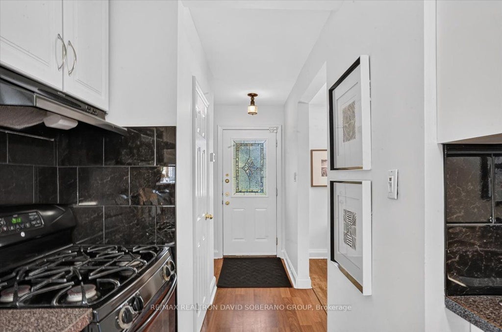 Photo of 122 Mcgillivray Avenue, Toronto, ON M5M 2Y6 (MLS # C13829236)