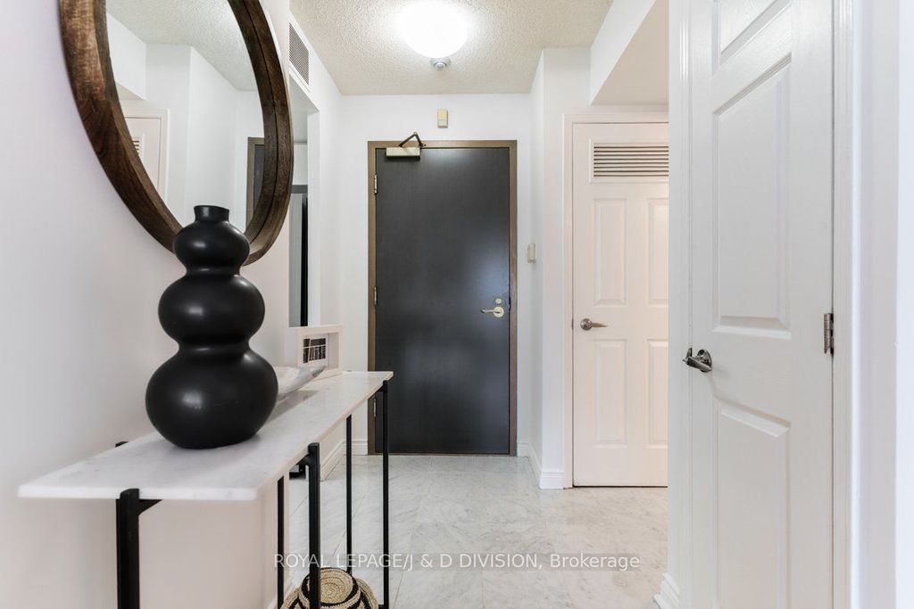 Photo of 7 Broadway Avenue #507, Toronto, ON M4P 3C5 (MLS # C12410014)