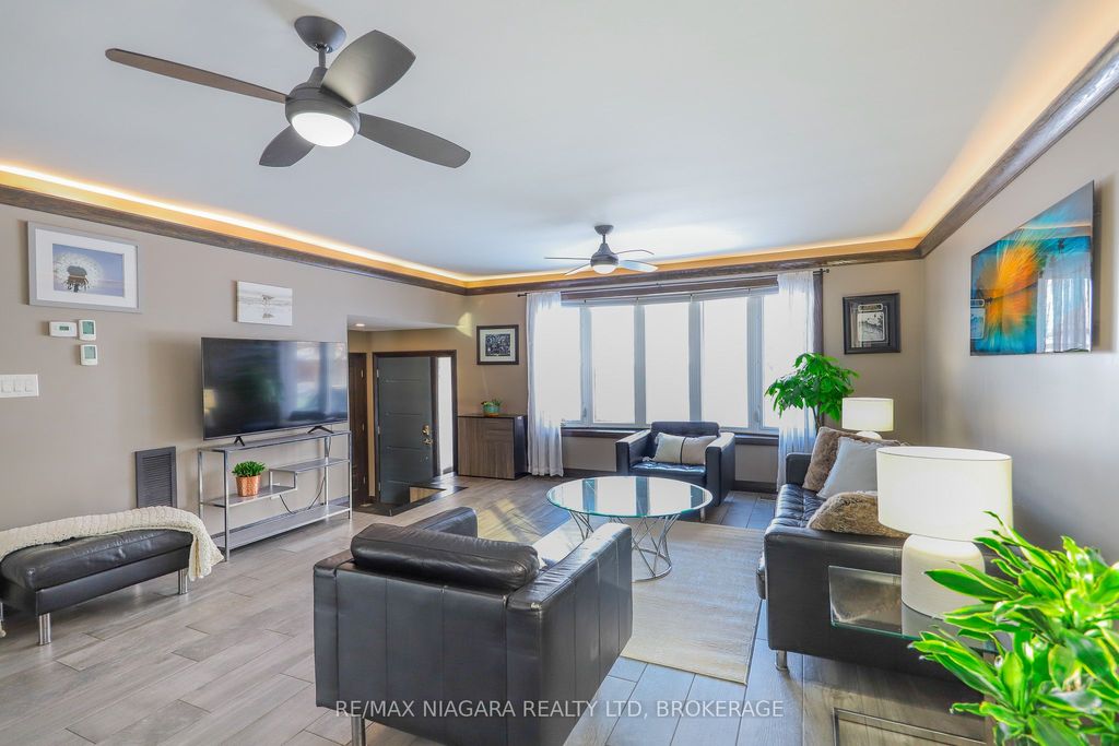 Photo of 21 Jessica Drive, St. Catharines, ON L2M 6V9 (MLS # X12774244)