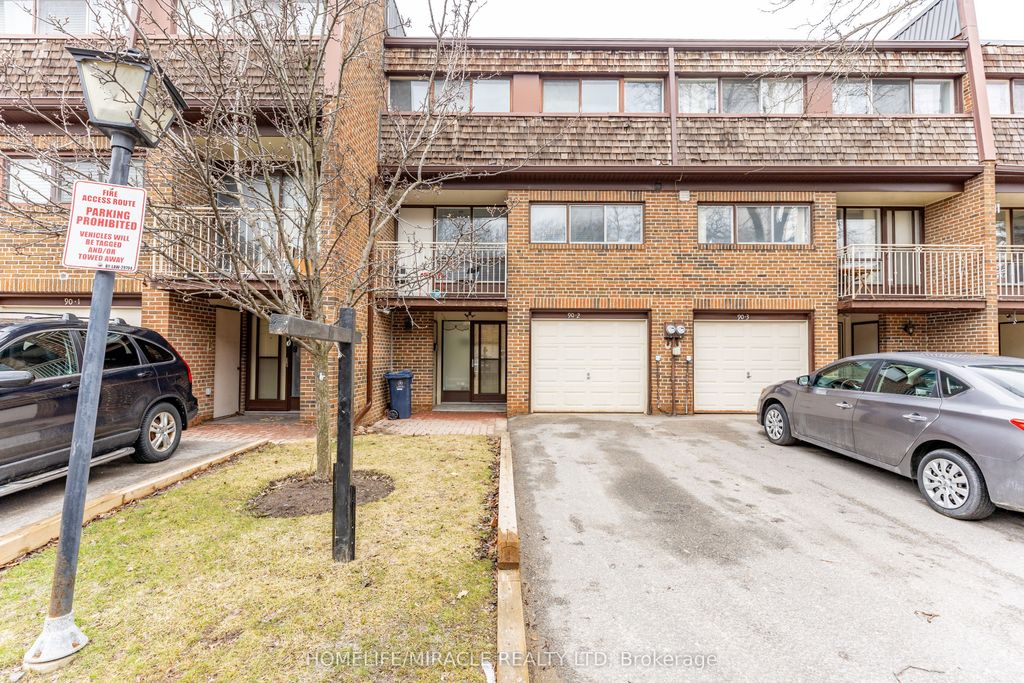 Photo of 90 Castlebury Crescent #2, Toronto, ON M2H 1W8 (MLS # C12906630)