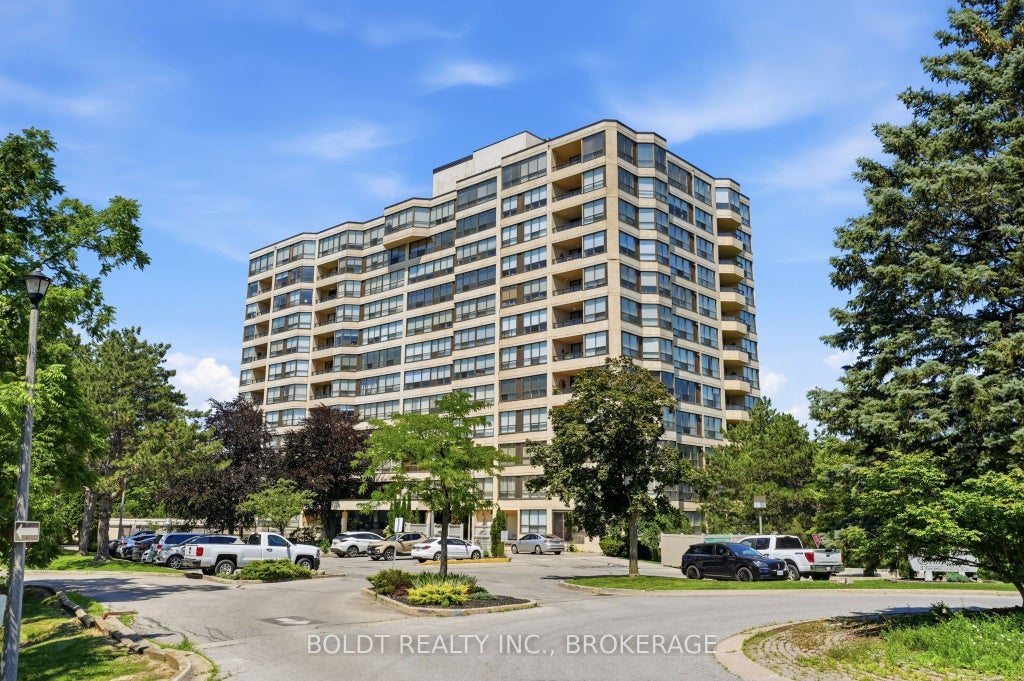 Photo of 3 Towering Heights Boulevard #702, St. Catharines, ON L2T 4A4 (MLS # X13567332)