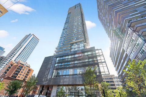 Photo of 39 Roehampton Avenue #707, Toronto, ON M4P 0G1 (MLS # C12461432)