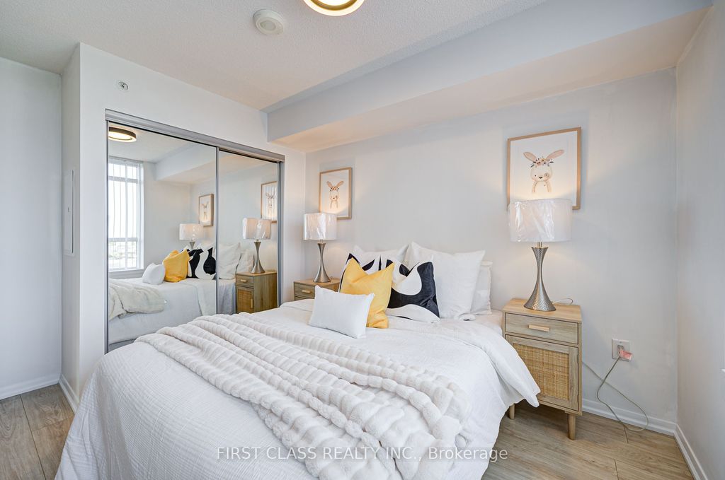 Photo of 3091 Dufferin Street #526, Toronto, ON M6A 2S7 (MLS # W12442923)