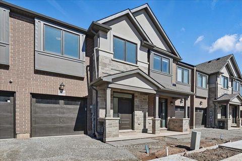 2184 Postmaster Drive 13 Oakville ON L6M 3X1