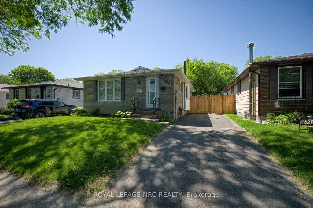Photo of 6128 STROHAN Street, Niagara Falls, ON L2J 3J4 (MLS # X13423656)