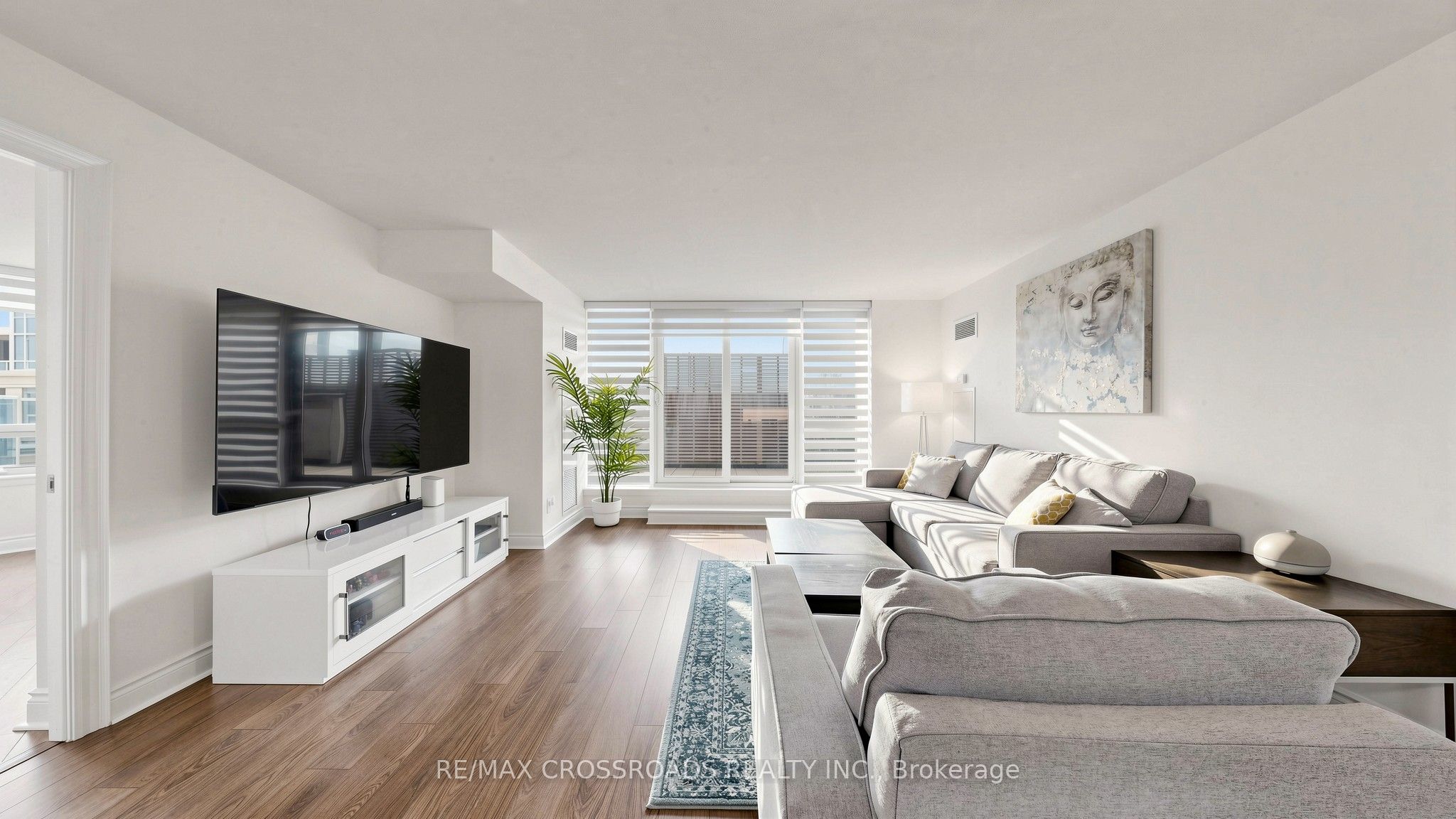23 Cox Boulevard 656