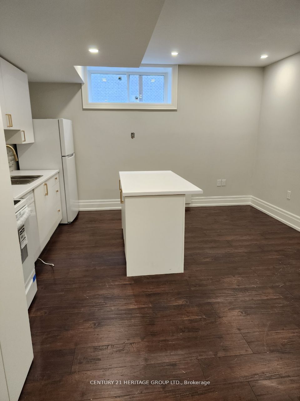 79 Maple Grove Avenue Bsmt #2