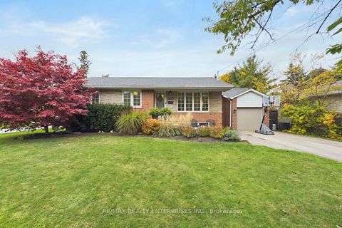 265 Snowden Road Oakville ON L6L 3X6