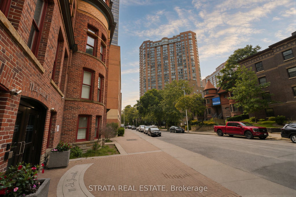 Photo of 11 St Joseph Street #304, Toronto, ON M4Y 3G4 (MLS # C13804760)