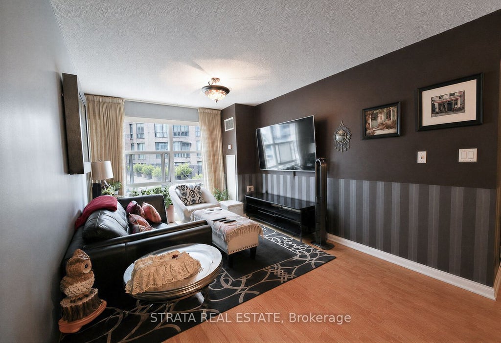 Photo of 11 St Joseph Street #304, Toronto, ON M4Y 3G4 (MLS # C13804760)
