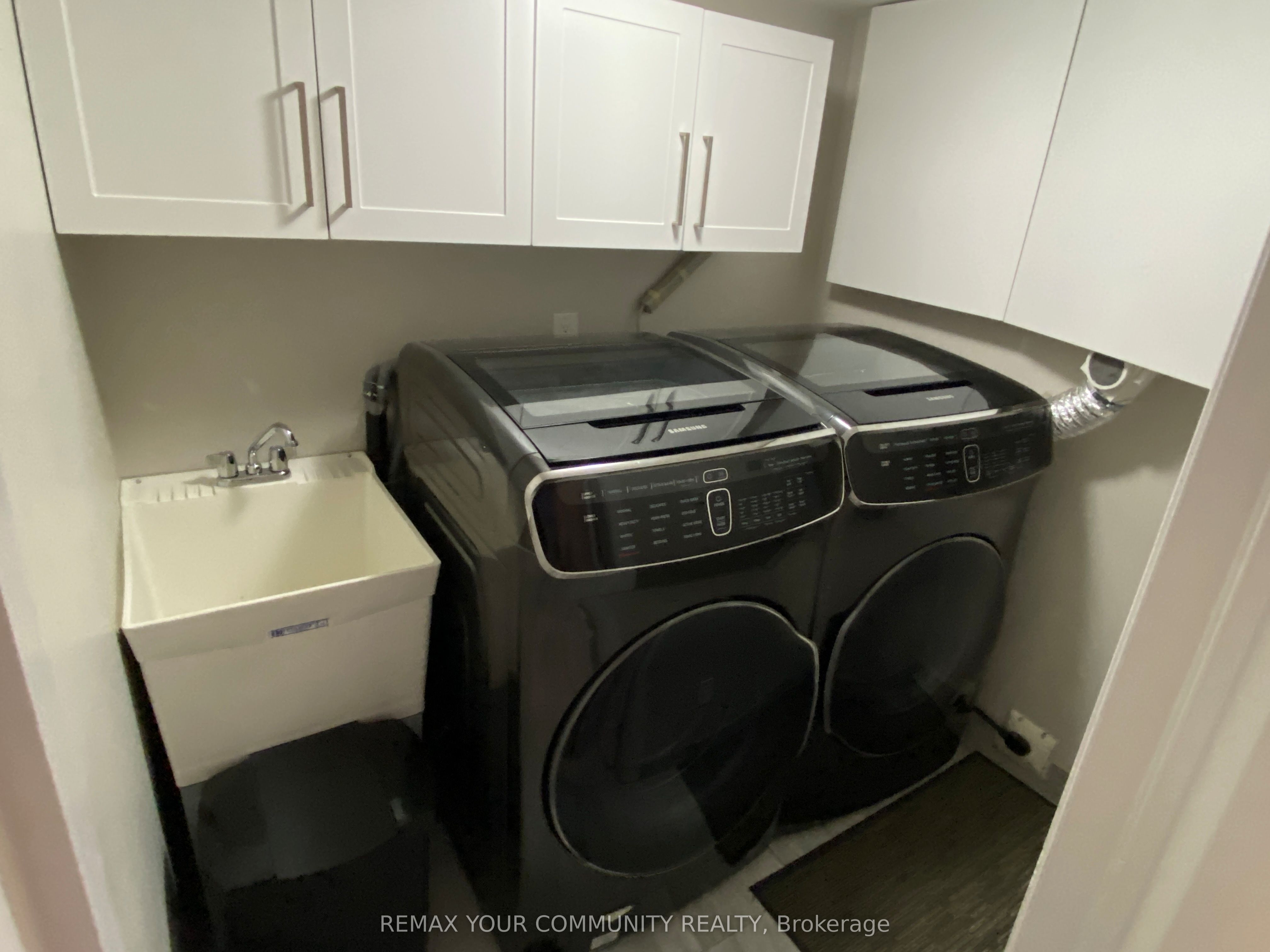 253 Alsace Road Bsmt#1