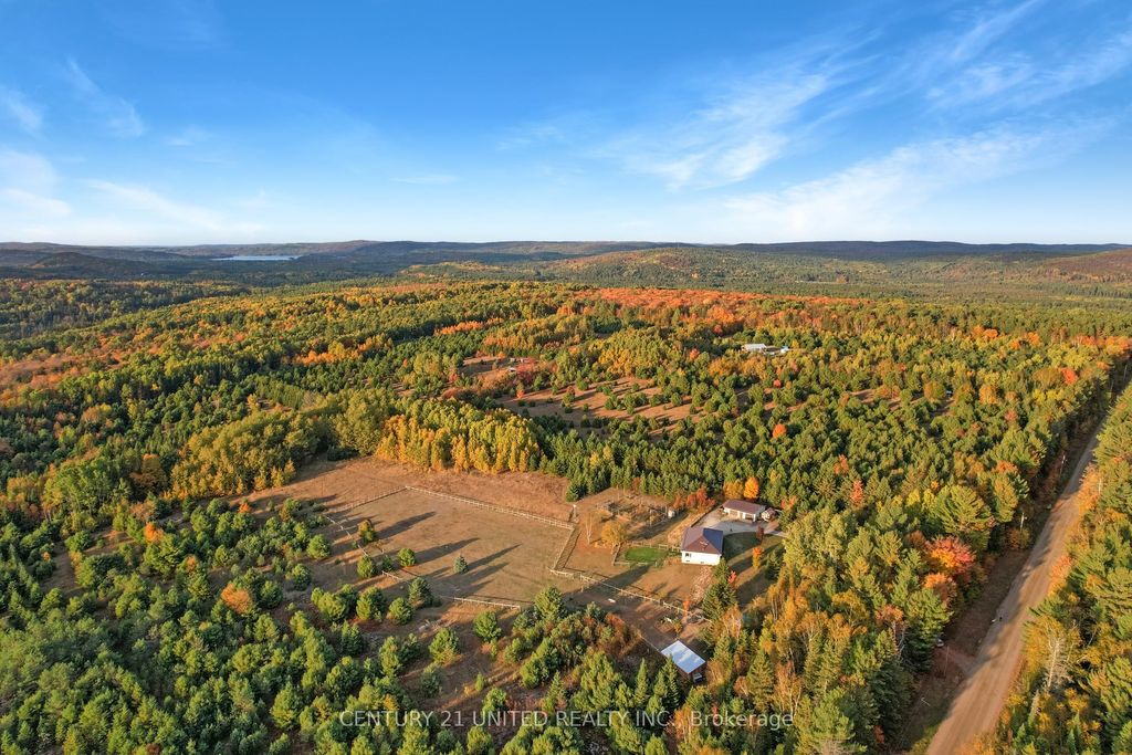 Photo of 31 McLean Road, Hastings Highlands, ON K0L 2R0 (MLS # X12451624)