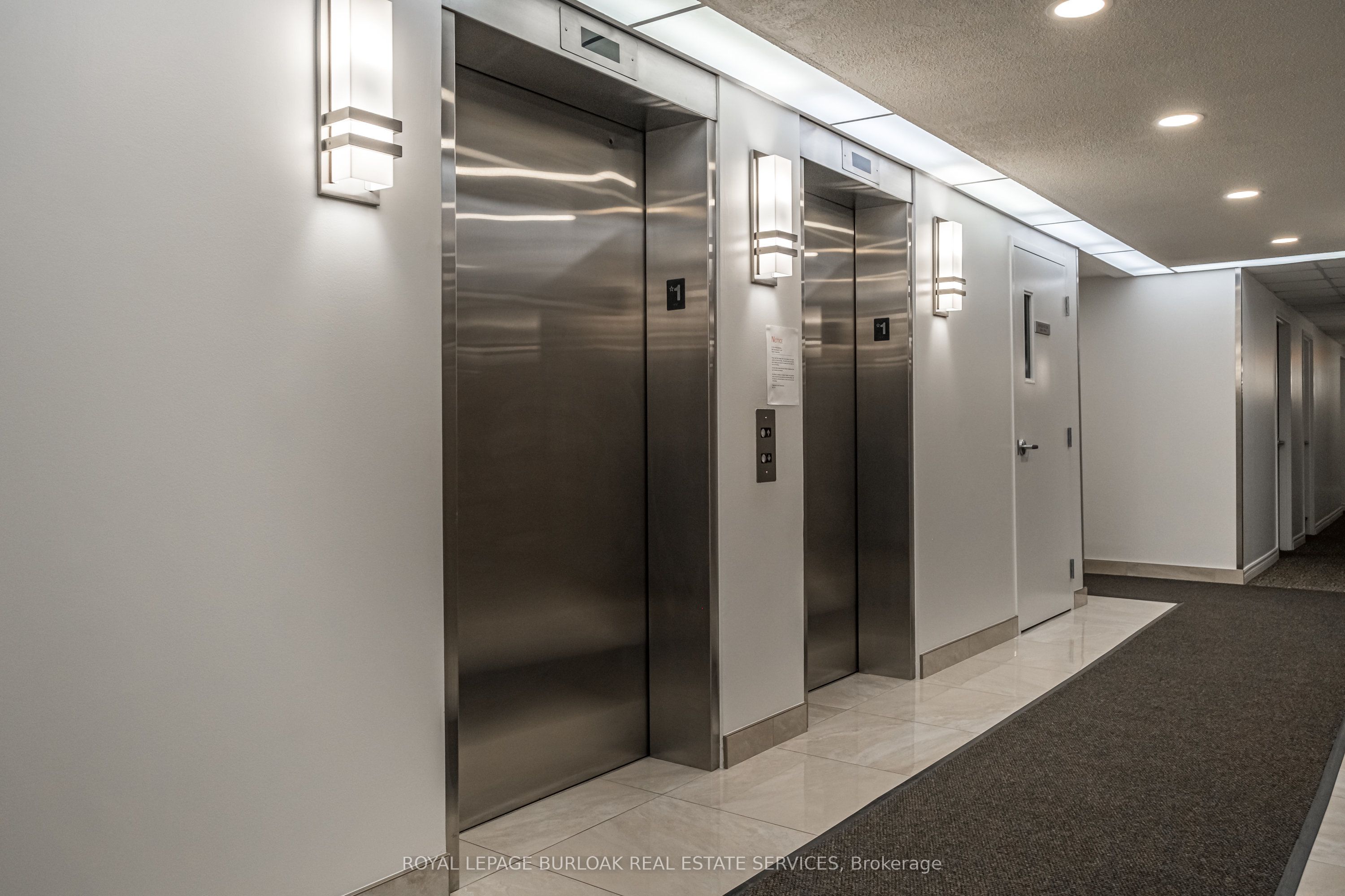 3497 Upper Middle Road 305