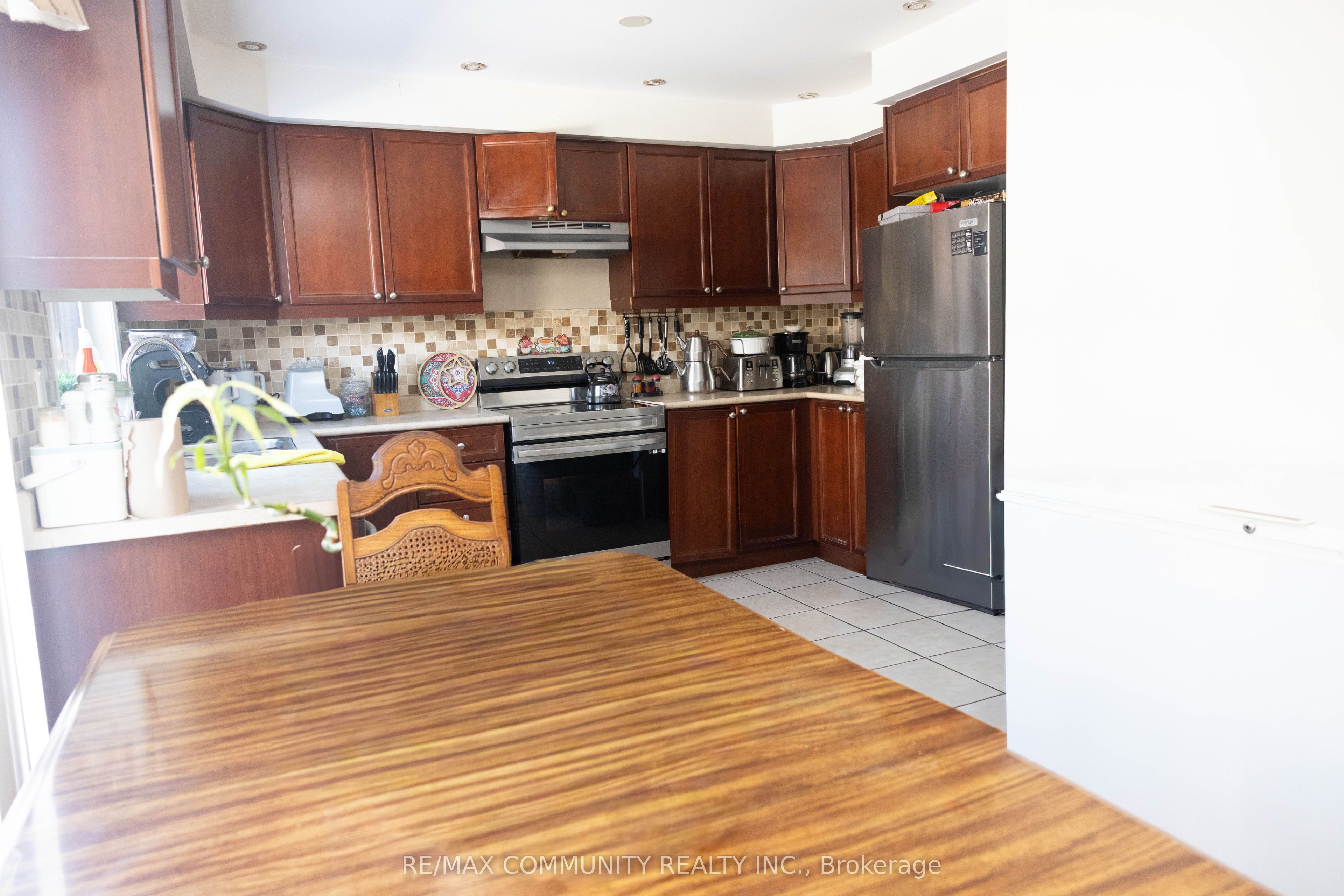 213 Fennamore Terrace