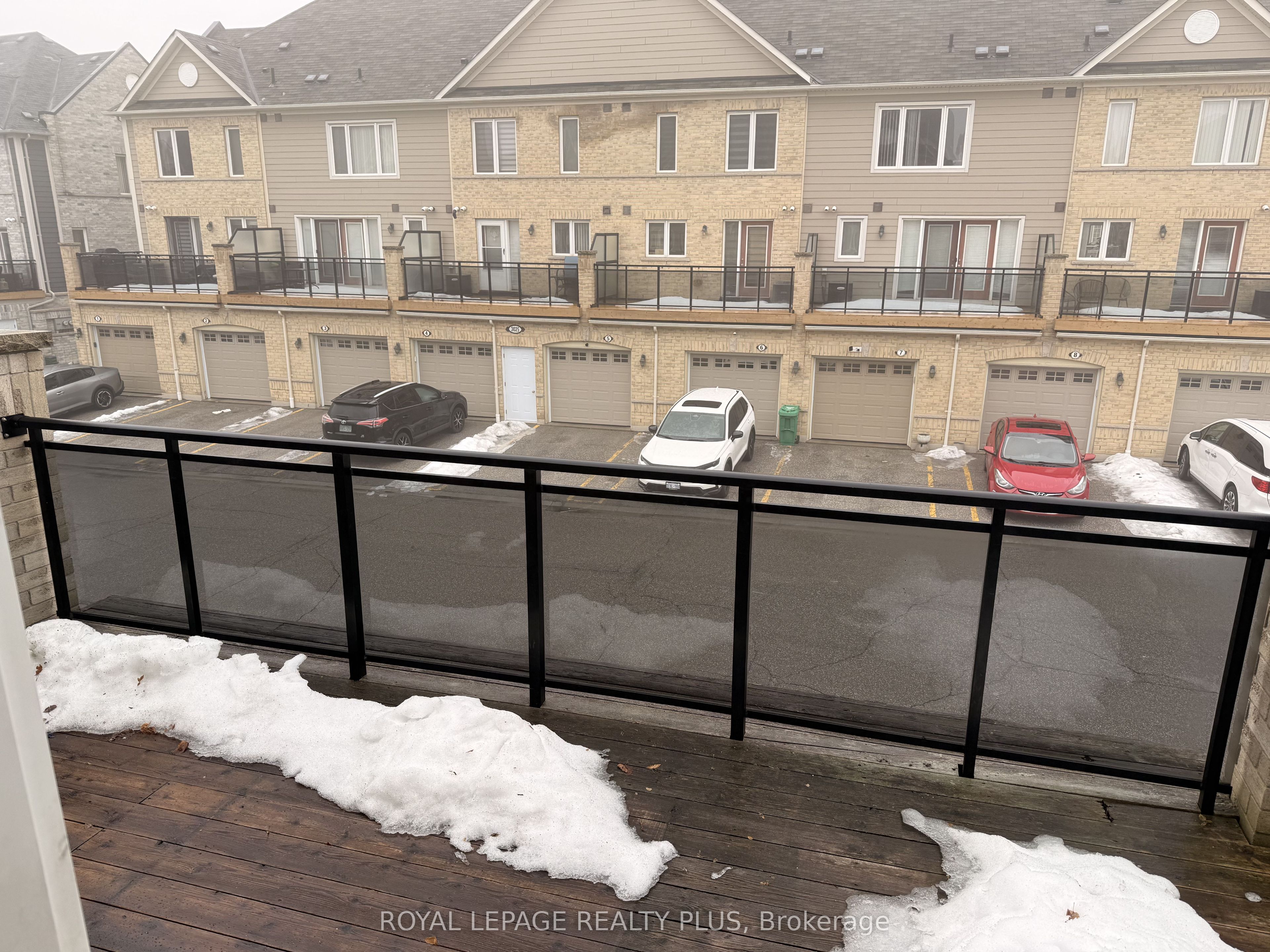 3050 Erin Centre Boulevard 85