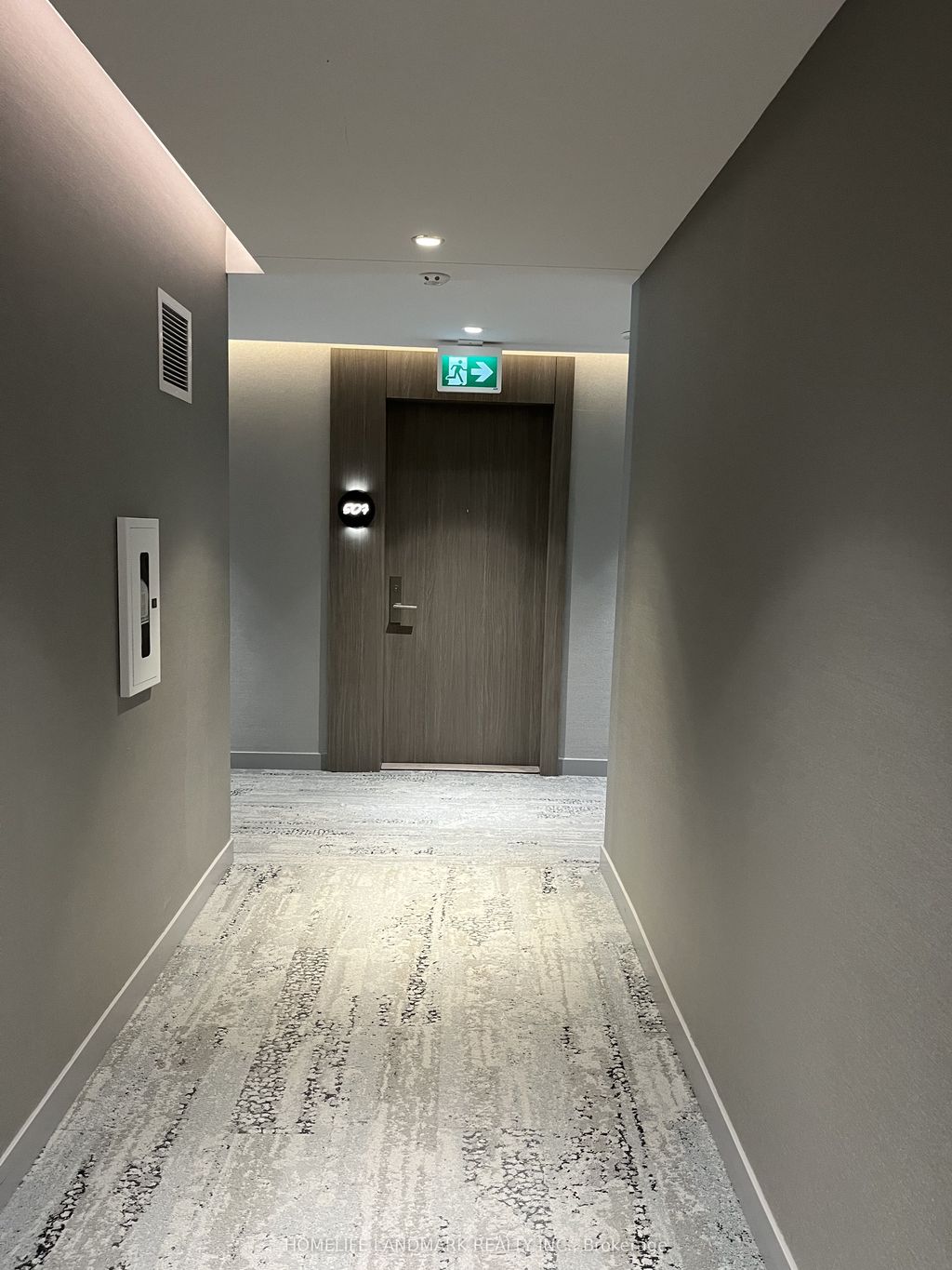 Photo of 161 Roehampton Avenue #507, Toronto, ON M4P 1P9 (MLS # C12728546)