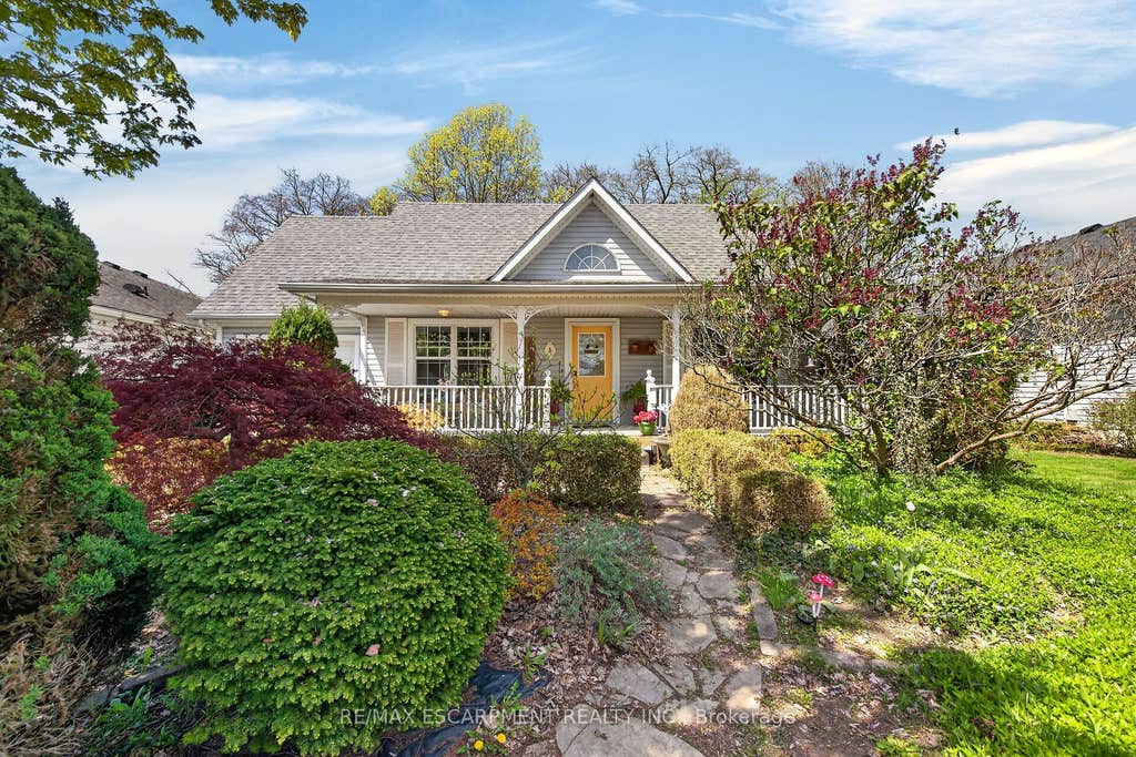 Photo of 5 Denby Road, Norfolk, ON N0A 1N4 (MLS # X13124350)