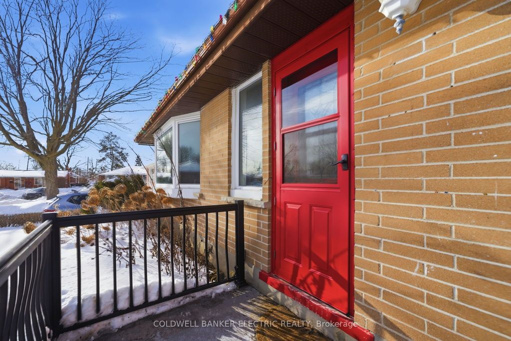 Photo of 756 Barbara Crescent, Peterborough, ON K9J 3X7 (MLS # X12789984)