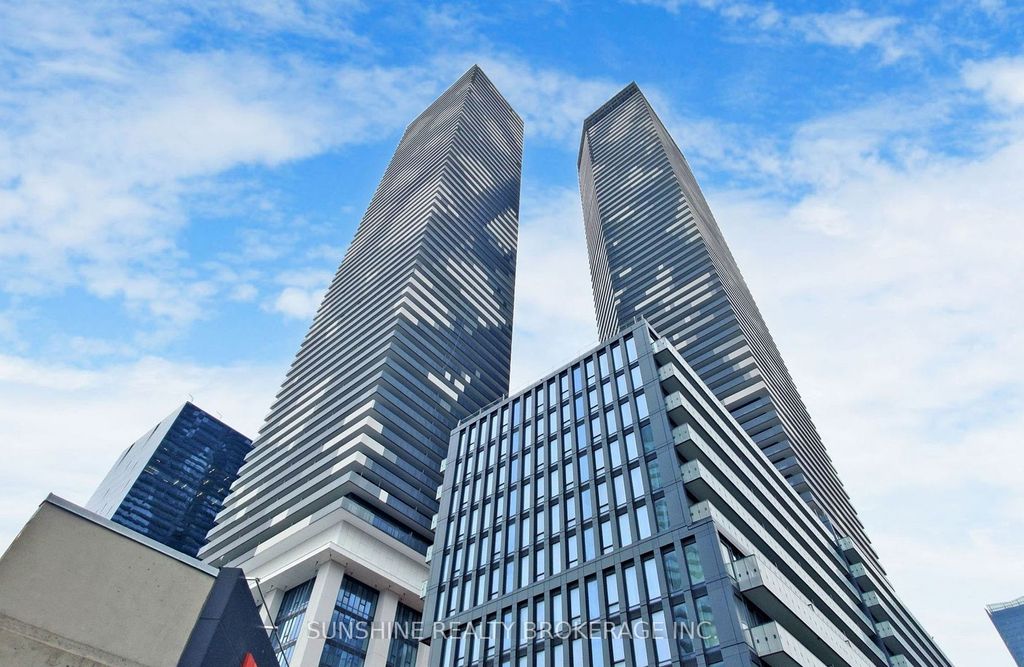 Photo of 138 Downes Street #PH112, Toronto, ON M5E 0E4 (MLS # C13002706)