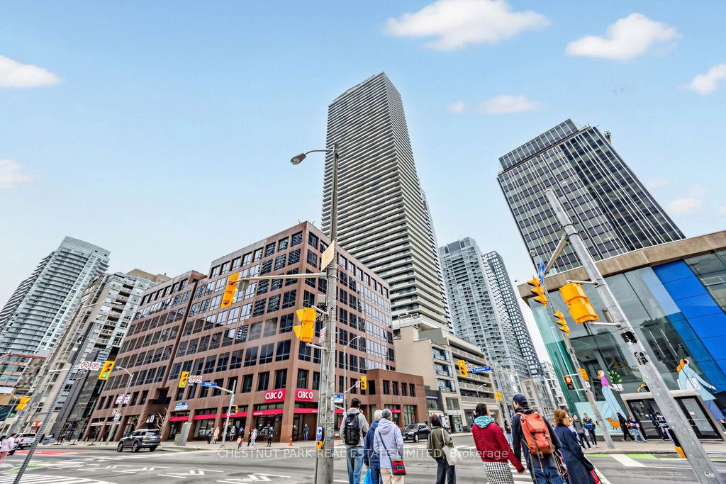 Photo of 2121 Yonge Street #3010, Toronto, ON M4S 2A8 (MLS # C13007878)
